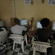 How To Turn Your Phone Into An Internet Cafe