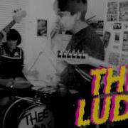 Thee Ludds Go Outside