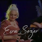 Esra Sezer Yağmurlar Akustik Cover Performans