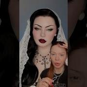 Романтический готический макияж