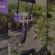 Мужчина погиб упав с аттракциона Лагун