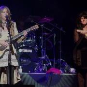 Heart Alive Performing Stranded