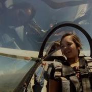 Girl Has Funny Reaction To A Zero G Pushover In A Sailplane