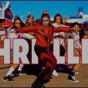 Thriller Michael Jackson Flashmob Enola Bedard