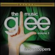 16 Glee Showstoppers