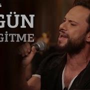 Özgün Dur Gitme Akustikhane
