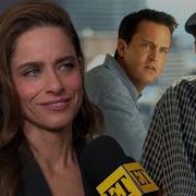 The Whole Nine Yards Turns 25 Amanda Peet On Really Special Bruce Willis And Matthew Perry