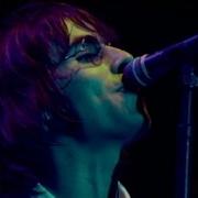 Oasis Champagne Supernova Official Video