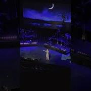 Funda Arar Gülü Soldurmam Live At Zorlu Performans Sanatları Merkezi İstanbul 16 Ekim 2025