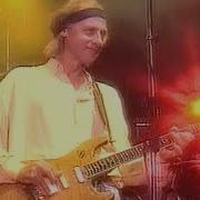 Dire Straits Sultans Of Swing Live AMAZING SOLO By Mark Knopfler Basel 1992