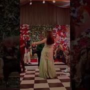 New Wedding Dance On Kamli Kamli Song Viral Girl