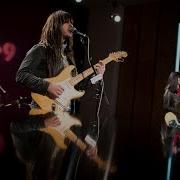 Khruangbin White Gloves