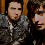 Warren Brothers Break The Record