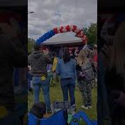 Саша Барон Коэн проник на митинг ультраправых утерянные кадры