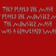 Monster Mash Lyrics