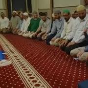 Bu Dergahta Yananlar Var Mekke
