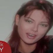 Ebru Gündeş Sevme Yanarsın Official Video