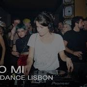 NA O MI Boiler Room Lisbon Mina