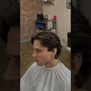 TEXTURED FLOW Hairstyle