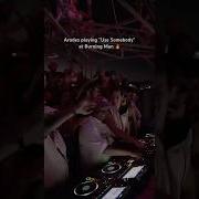 Track ID Arodes X Redd Use Somebody