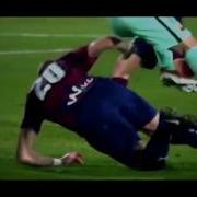 Lionel Messi Dribbling Genius Part 1