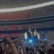 Live While We Re Young One Direction Wembley WWAT 08 06 14
