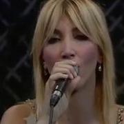 Hande Yener Yanındaki Var Ya Powerturk Akustik Konser