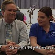 SUPERSTORE Mark McKinney And Lauren Ash On Working With The Birds In Love Birds
