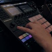 Progressive House Trance Performance With Maschine MK3