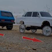 КОПЕЙКА 4x4 на пилах против Нивы 4x4 Перетягивание RC грузовик Volvo и Axial Capra