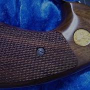 Рукоятки Colt Python раннего третьего поколения 1974 1978 гг Дир Холлоу