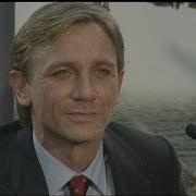 Watch Daniel Craig React To His 2005 James Bond Debut Flashback