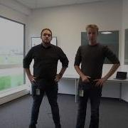 Unboxing Microsoft Surface Hub 84 Deutsch