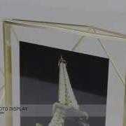 Prisma Photo Display
