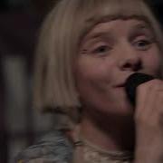 Aurora Runaway Live On KEXP