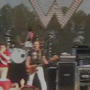 Weezer Troublemaker Live Bonnaroo 2010