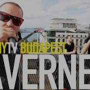 SAVERNE HENDRIX BalconyTV