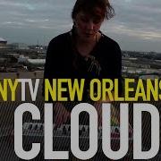 NO CLOUDS PROM QUEEN BalconyTV