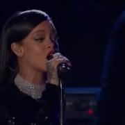 Rihanna Diamonds Live At The Concert For Valor 2014