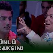 Rıza Tamer Söylediği İngilizce Şarkı İle Büyüledi