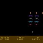 Atari 800 Computer Space Invaders