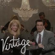 Chandeliers SNL
