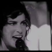Amy Winehouse Back To Black LIVE 2007