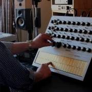 Macbeth Elements Synthesizer VIDEO 1