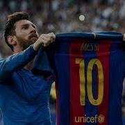 Lionel Messi Top 10 Goals 2016 2017