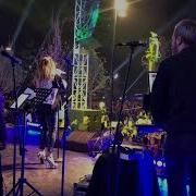 Işın Karaca Batsın Bu Dünya İstanbul Konseri