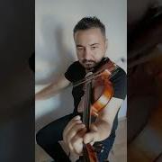 Üzdünüz Beni Yıllar Keman LA üzeri