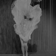 Lucille Ball Windy Dress Scene In Dance Girl Dance 1940 HD