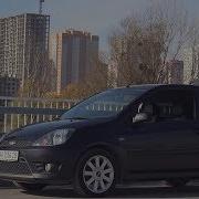Ford Fiesta ST злобная городская гонка