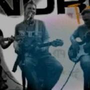 Undrop Train Acoustic